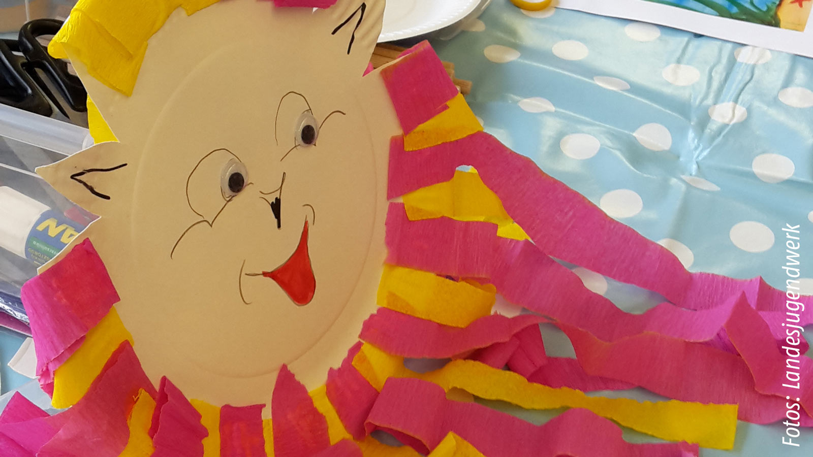 Hannah (18 Monate) kämpft wie eine Löwin gegen die Erkrankung, aber auch Löwen brauchen manchmal Unterstützung.