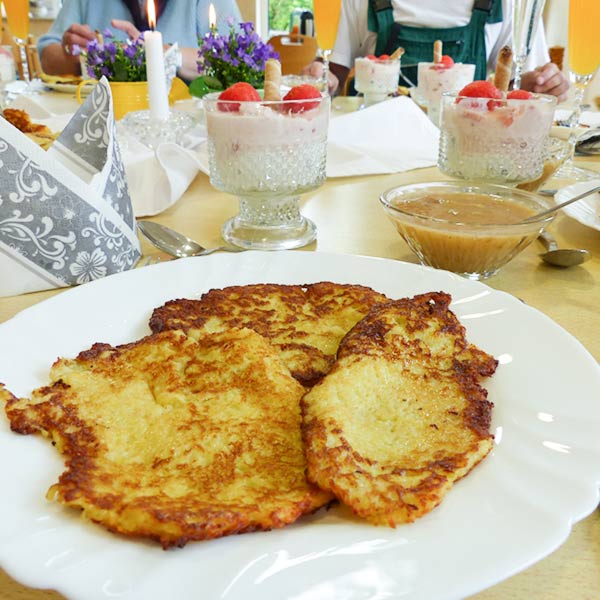 Kartoffelpuffer aus der AWO Küche