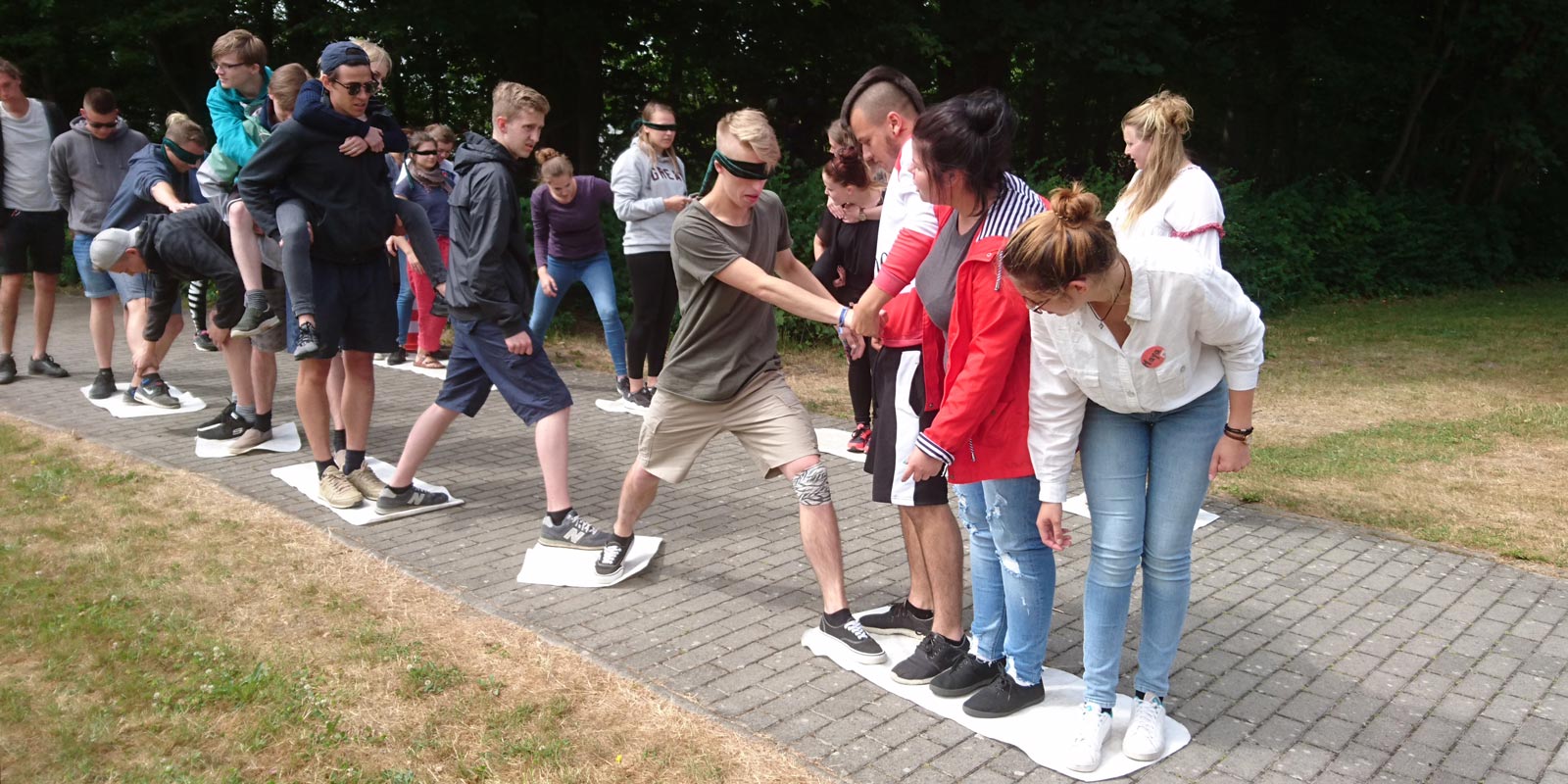 Teambildung geht auch spielerisch!