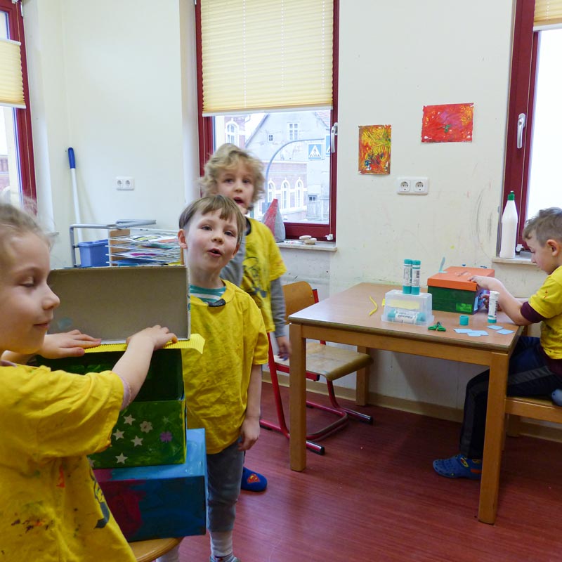 basteln und werkeln in Kita „Freiraum“ in Dargun