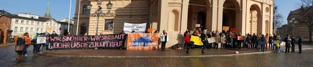 Demonstration des Hilfenetzes anlässlich des Frauentages 2018